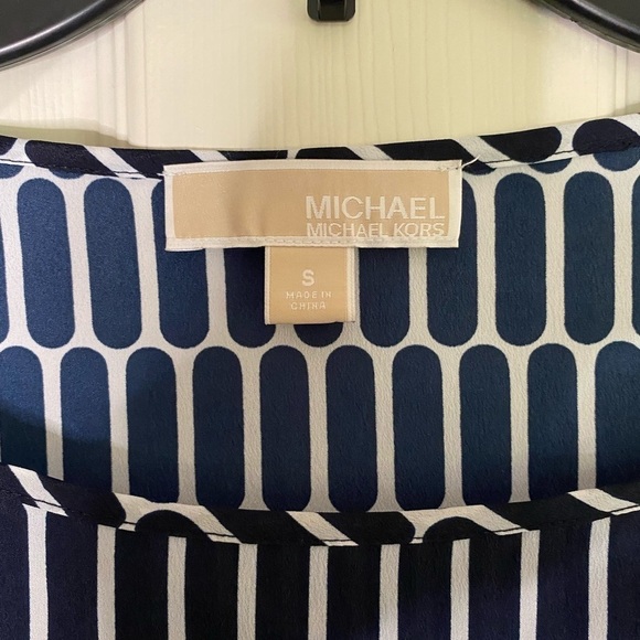 Michael Kors Navy / White Size Small Womens Top NWOT - Picture 4 of 4